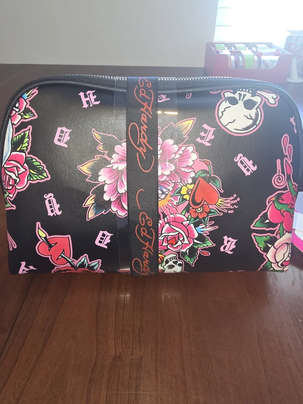 Ed Hardy charming ed